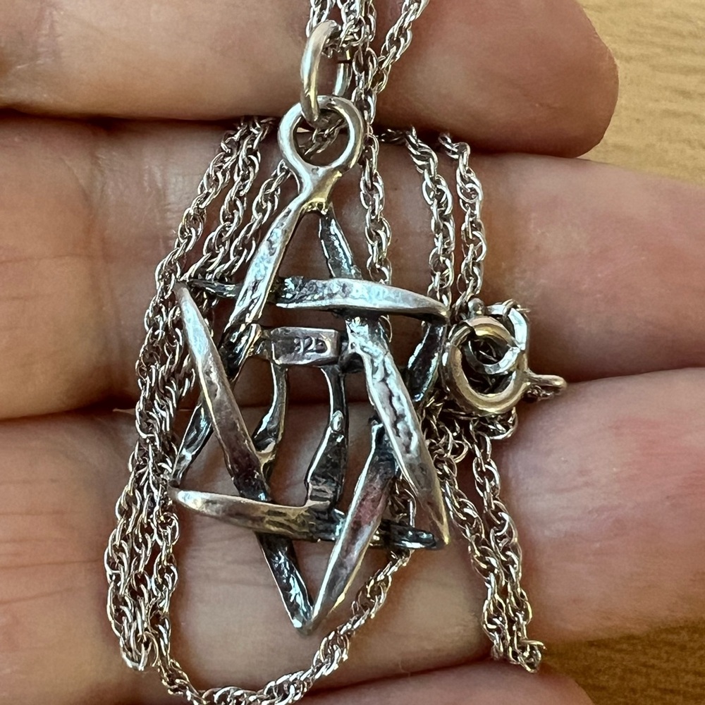 VINTAGE MAGEN DAVID STAR OF DAVID CHAI PENDANT NECKLACE 925 STERLING SILVER - Picture 6 of 16